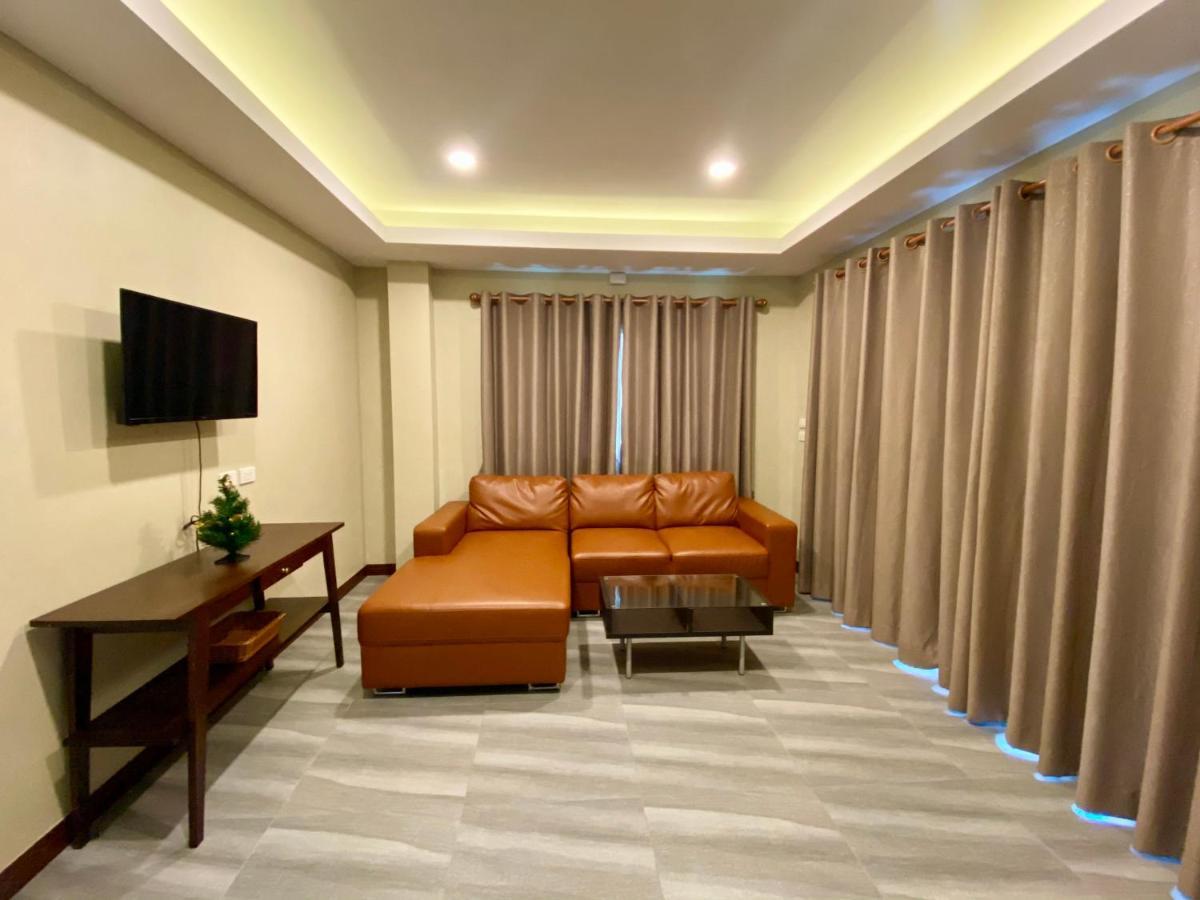Blue Aura Pool Villa Nai Yang ภายนอก รูปภาพ
