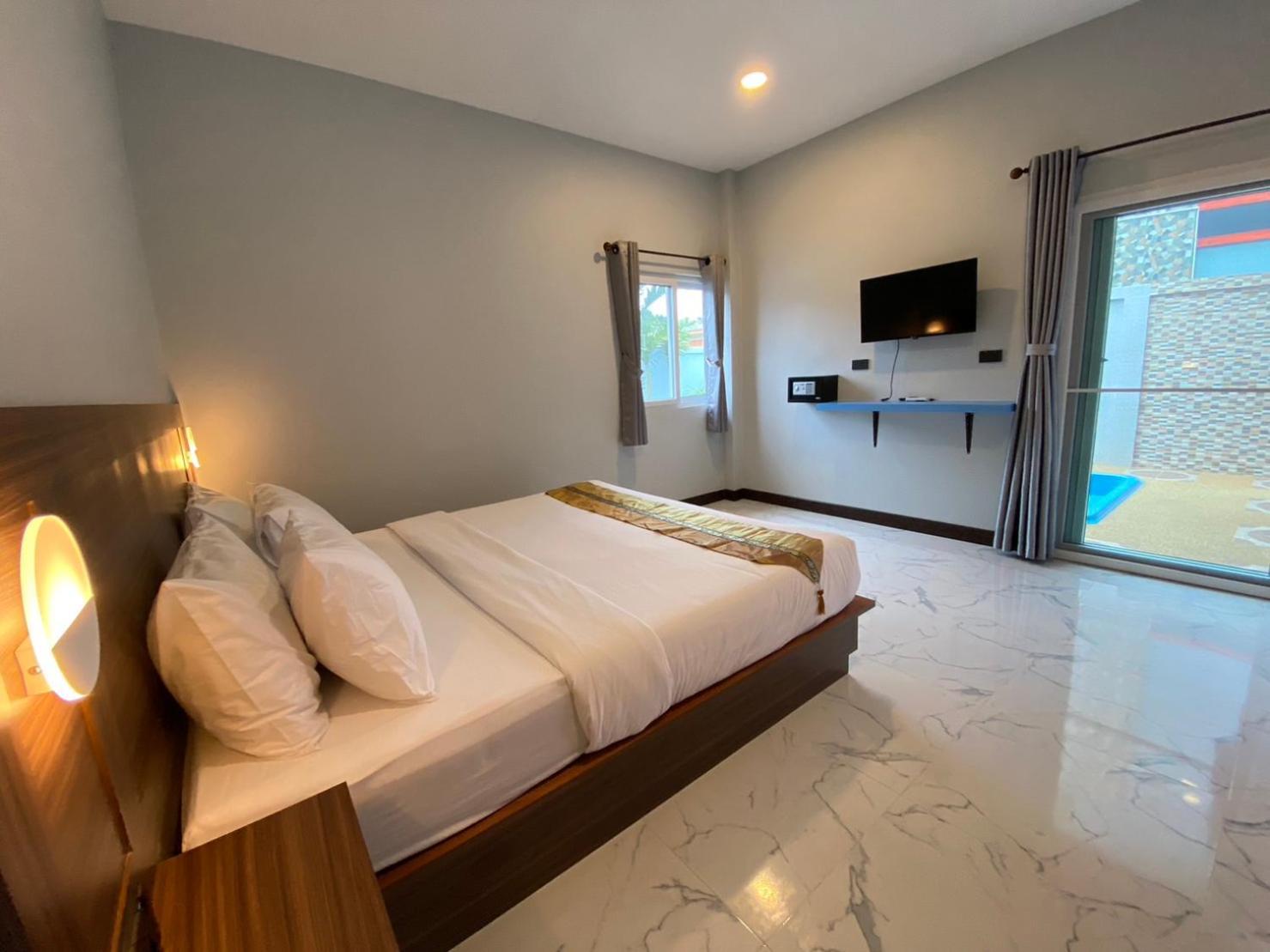 Blue Aura Pool Villa Nai Yang ภายนอก รูปภาพ